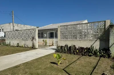 Casa com 3 quartos à venda no Boqueirão, Curitiba 