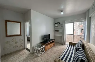 Apartamento em andar alto com 1 suíte e vaga de garagem com vista mar à venda no centro de balneário piçarras