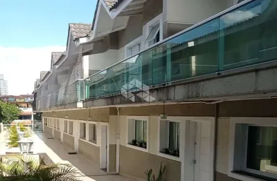 Casa em condomínio fechado com 3 quartos à venda na rua comprida, 725, vila mazzei, são paulo por r$ 590.000