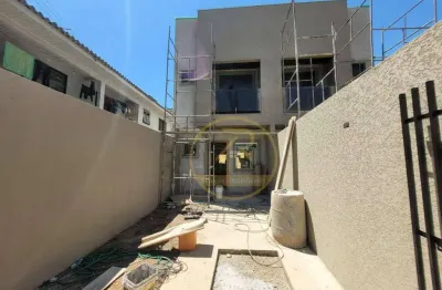 Sobrado com 3 dormitórios à venda, 82 m² por R$ 499.900 - Sítio Cercado - Curitiba/PR