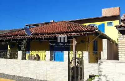 Casa com 3 quartos à venda no Balneário Perequê, Porto Belo 