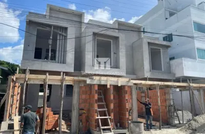 Casa com 2 quartos à venda em Bombas, Bombinhas 
