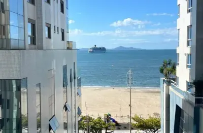 Apto alto padrão para locação, quadra mar , barra sul a 50 metros do mar.