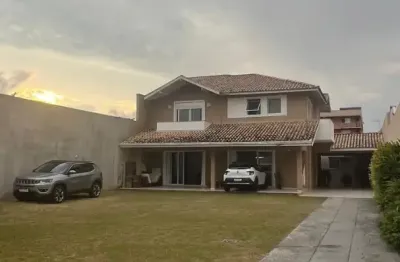 Casa com 4 quartos à venda na Avenida Bandeirantes, Centro, Matinhos