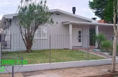 Casa com 2 quartos à venda na rua otelo rosa, 407, ferroviário, montenegro, 184 m2 por r$ 650.000