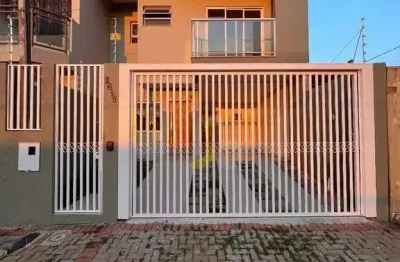 Casa com 3 quartos à venda na Rua Souza Naves, 2610, Parque São Paulo, Cascavel