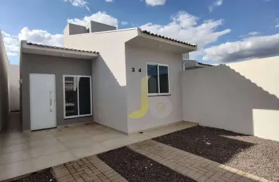 Casa no 14 de novembro com suíte e sobra de terreno
