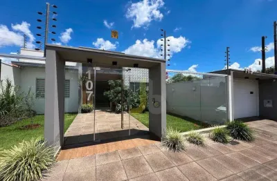 Casa com 3 quartos à venda na Rua Luiz Vianey Pereira, 107, Maria Luiza, Cascavel