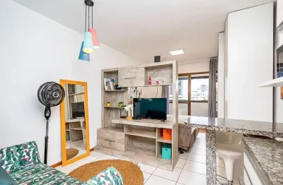 Apartamento com 1 quarto à venda na Rua Barão do Rio Branco, 763, Centro, Curitiba por R$ 345.000