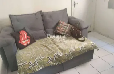 Bom apartamento com 02 dormitórios e demais dependencias no coração do gonzaga.