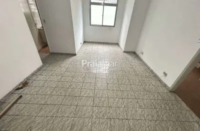 Apartamento térreo | 02 dorm | garagem coletiva | 60m² | centro - são vicente.