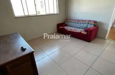 Apto 02 dorms reformado | 3 andar escada | 02 banheiros | vila valença - são vicente