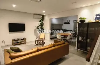 Sobrado 03 dormitórios |sala ampla| espaço gourmet com churrasqueira| campo grande - santos