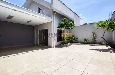 Fascinante casa com 4 dormitórios, duas suítes, espaço gourmet e piscina à venda, 300 m² por r$ 1.4