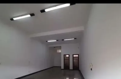 Casa à venda na Rua das Açucenas, Parque Novo Mundo, Americana