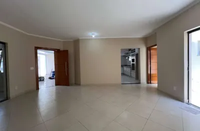 Casa exclusiva de 3 quartos com 3 vagas no horto florestal jacyra i,americana-sp