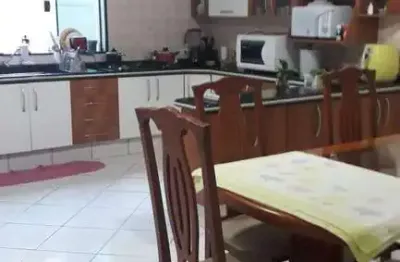 Casa com 4 dormitórios à venda, 203 m² por r$ 730.000,00 - vila grego ii - santa bárbara d'oeste/sp