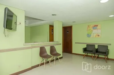 Sala comercial à venda na rua general andrade neves, 155, centro histórico, porto alegre, 190 m2 por r$ 364.730