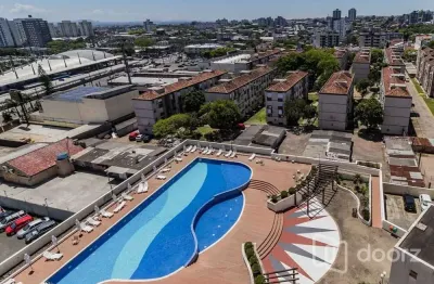 Apartamento com 3 quartos à venda na avenida dom cláudio josé gonçalves ponce de leão, 240, vila ipiranga, porto alegre, 69 m2 por r$ 465.000