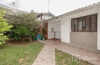Casa com 3 quartos à venda na acesso dos flamboyant, 146, santa tereza, porto alegre, 80 m2 por r$ 425.000