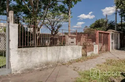 Terreno à venda na 9 de junho, 176, partenon, porto alegre, 666 m2 por r$ 594.000
