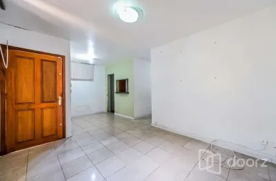 Casa com 3 quartos à venda na rua joão fernandes soares, 79, santa tereza, porto alegre, 75 m2 por r$ 360.000