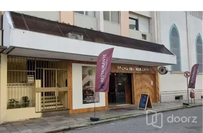 Apartamento com 1 quarto à venda na rua jerônimo coelho, 294, centro histórico, porto alegre, 43 m2 por r$ 198.000