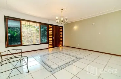 Casa com 4 quartos à venda na avenida paul zivi, 333, jardim são pedro, porto alegre, 352 m2 por r$ 595.000