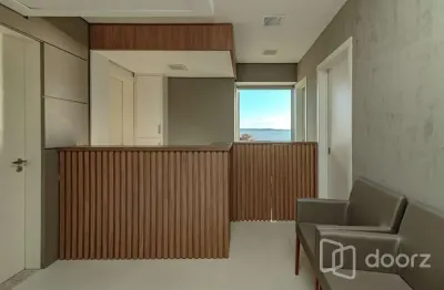 Sala comercial à venda na avenida diário de notícias, 200, cristal, porto alegre, 40 m2 por r$ 415.000