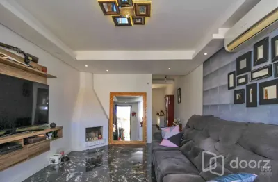 Casa com 2 quartos à venda na rua norival paranaguá de andrade, 87, hípica, porto alegre, 82 m2 por r$ 360.000