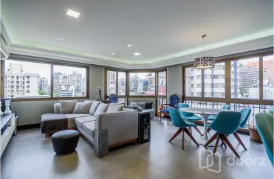 Apartamento com 3 quartos à venda na rua tito lívio zambecari, 332, mont serrat, porto alegre, 104 m2 por r$ 1.249.450