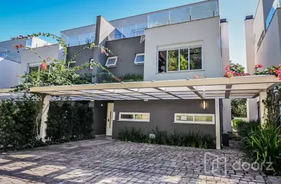 Casa em condomínio fechado com 3 quartos à venda na rua doutor ney de castilhos ferreira, 300, pedra redonda, porto alegre, 438 m2 por r$ 2.345.000