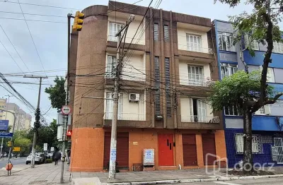 Apartamento com 3 quartos à venda na avenida joão pessoa, 2326, santana, porto alegre, 83 m2 por r$ 228.000