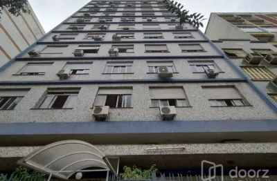 Apartamento com 2 quartos à venda na rua coronel fernando machado, 560, centro histórico, porto alegre, 70 m2 por r$ 370.000