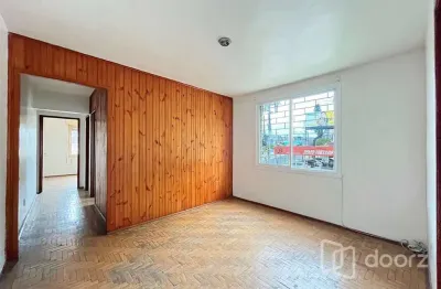 Apartamento com 2 quartos à venda na avenida outeiro, 31, partenon, porto alegre, 53 m2 por r$ 196.100