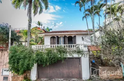 Casa com 3 quartos à venda na rua oscar tollens, 170, santa tereza, porto alegre, 240 m2 por r$ 450.000