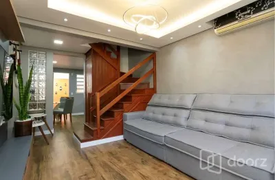 Casa em condomínio fechado com 2 quartos à venda na avenida josé aloísio filho, 801, humaitá, porto alegre, 69 m2 por r$ 325.000