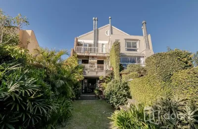 Casa com 3 quartos à venda na avenida general barreto viana, 618, chácara das pedras, porto alegre, 299 m2 por r$ 1.500.000