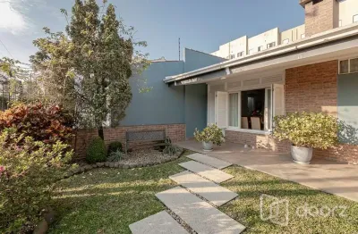 Casa com 3 quartos à venda na rua ari barroso, 367, sarandi, porto alegre, 216 m2 por r$ 884.000
