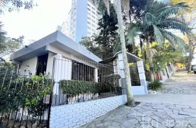 Apartamento com 1 quarto à venda na rua jataí, 865, cristal, porto alegre, 43 m2 por r$ 220.000