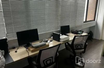 Sala comercial à venda na rua vieira de morais, 420, campo belo, são paulo, 45 m2 por r$ 380.000