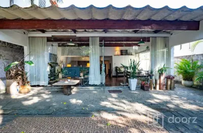Casa em condomínio fechado com 3 quartos à venda na rua doutor rubens maragliano, 77, jardim leonor, são paulo, 170 m2 por r$ 1.590.000