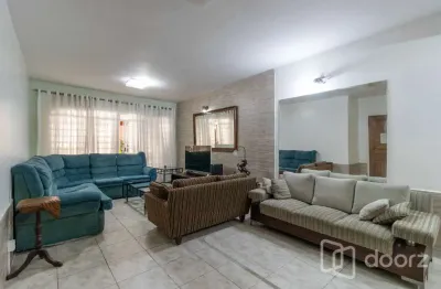 Casa com 4 quartos à venda na rua josé floriano de toledo, 205, santo amaro, são paulo, 266 m2 por r$ 1.350.000