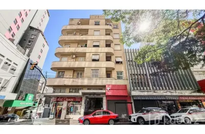 Apartamento com 3 quartos à venda na avenida alberto bins, 308, centro histórico, porto alegre, 91 m2 por r$ 275.000