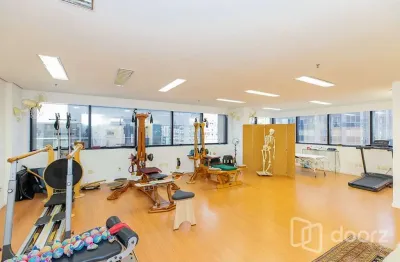 Sala comercial à venda na rua tabapuã, 100, itaim bibi, são paulo, 103 m2 por r$ 1.100.000