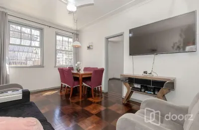 Apartamento com 3 quartos à venda na rua veranópolis, 121, passo da areia, porto alegre, 68 m2 por r$ 417.000