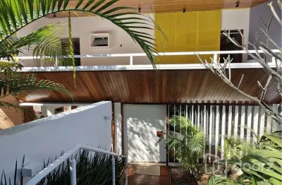Casa com 3 quartos à venda na rua robélia, 141, jardim prudência, são paulo, 315 m2 por r$ 2.600.000