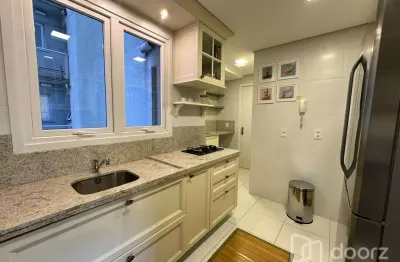 Apartamento com 3 quartos à venda na rua dona augusta, 333, menino deus, porto alegre, 99 m2 por r$ 1.300.000