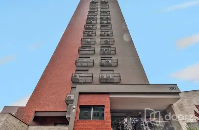 Apartamento com 2 quartos à venda na praça inspetor irani bertelli, 392, vila ipiranga, porto alegre, 61 m2 por r$ 699.000