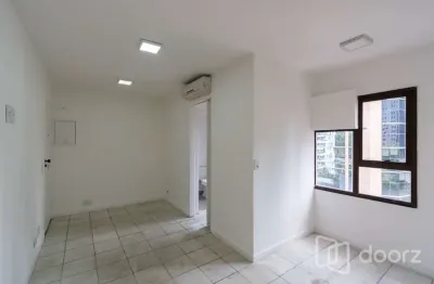 Sala comercial à venda na rua iguatemi, 252, itaim bibi, são paulo, 29 m2 por r$ 320.000